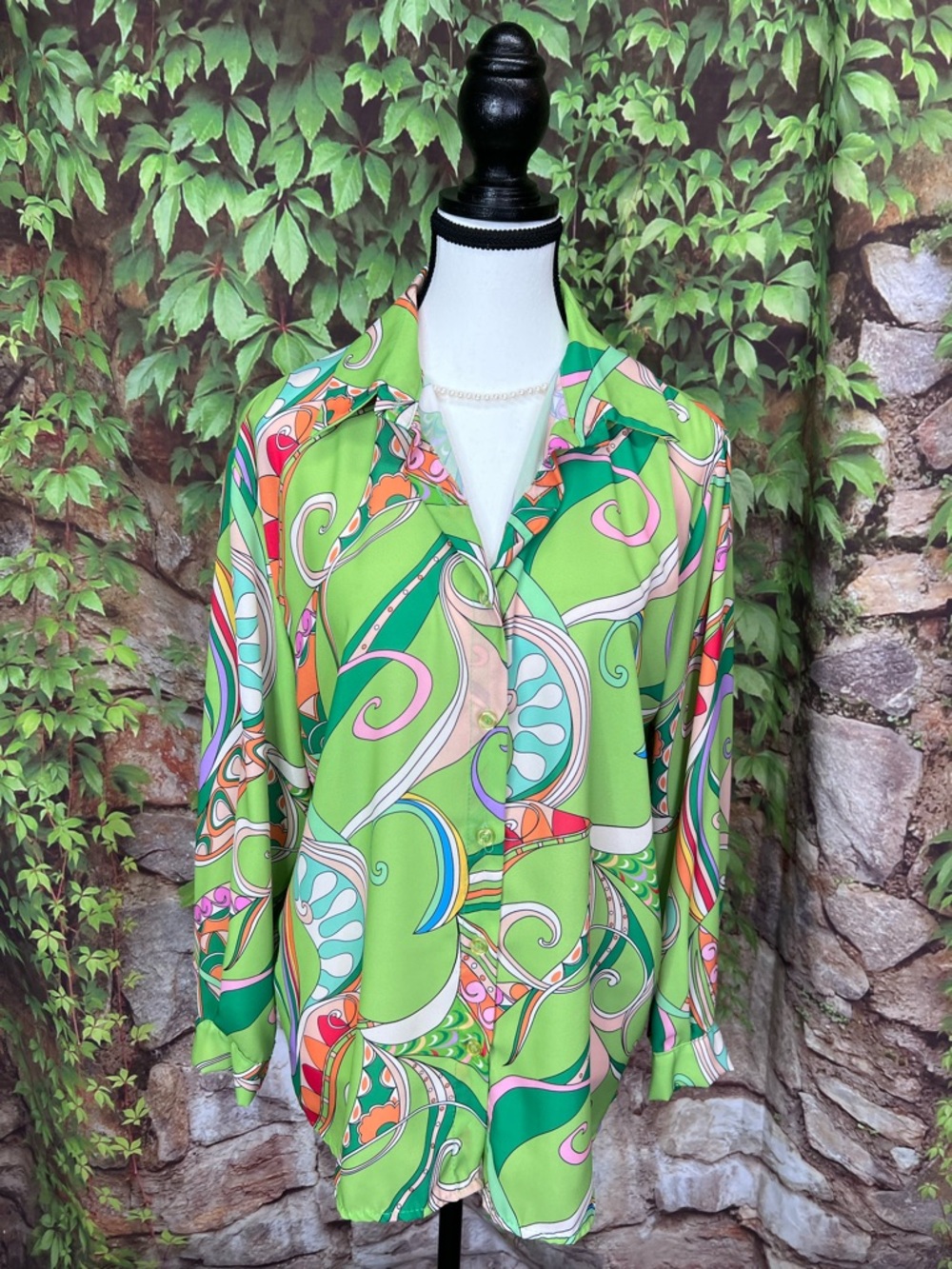 NEW COLLECTION Green Mod Print Button Print Blouse, L* - Picture 2 of 11